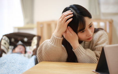 The sisterhood of post-partum & post-menopausal skin & hair concerns.