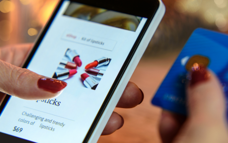 Crescimento do e-commerce no mercado cosmético: cenário e oportunidades de empreendimento